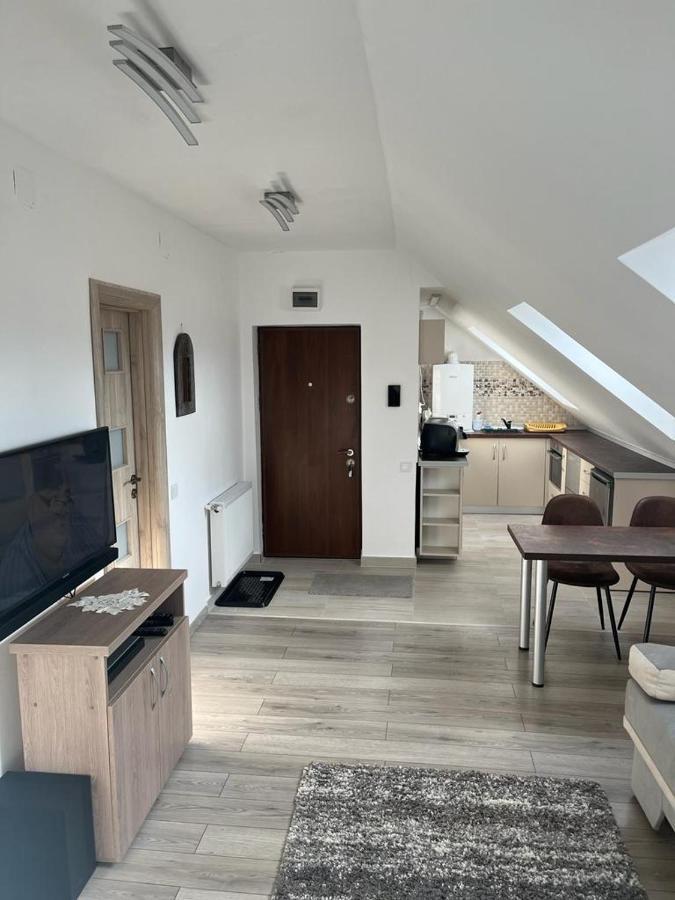 Apartament Kron House *